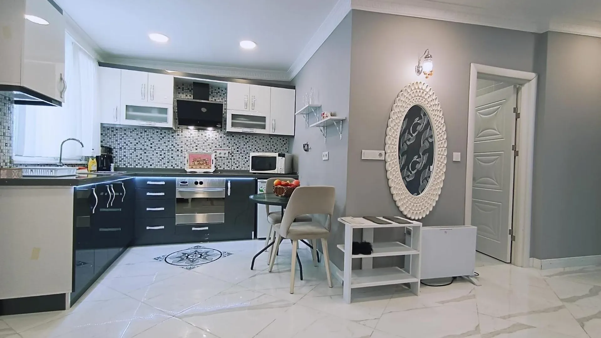 Otel Little Palace Blue Apartment İstanbul