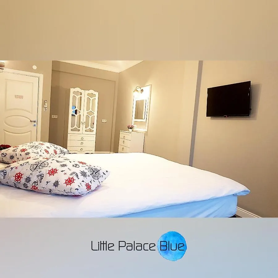 Little Palace Blue Apartment İstanbul 2*,  Türkiye